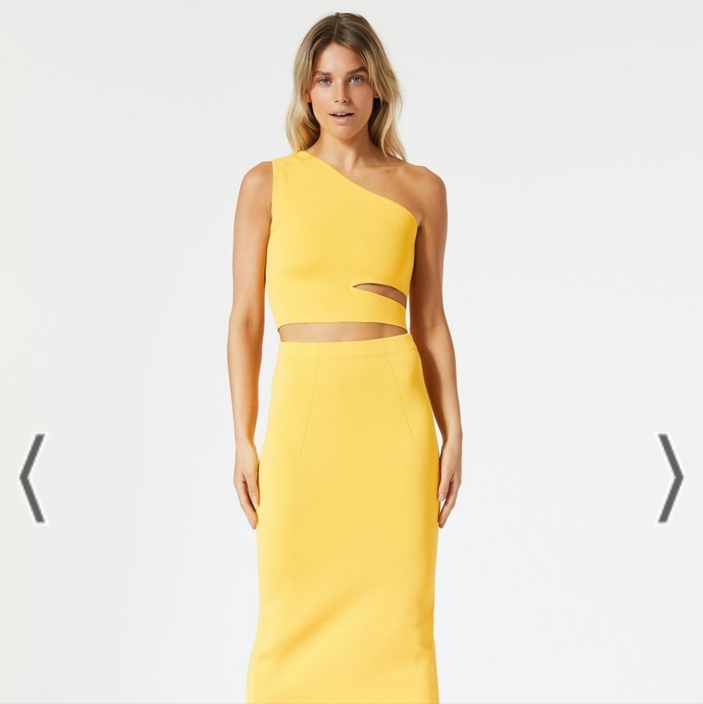 San Sloane Adriana Asym Cut Out Top Mango- 4/S